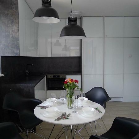 Impresja 42 Apartament Z Garazem Kolobřeh Exteriér fotografie