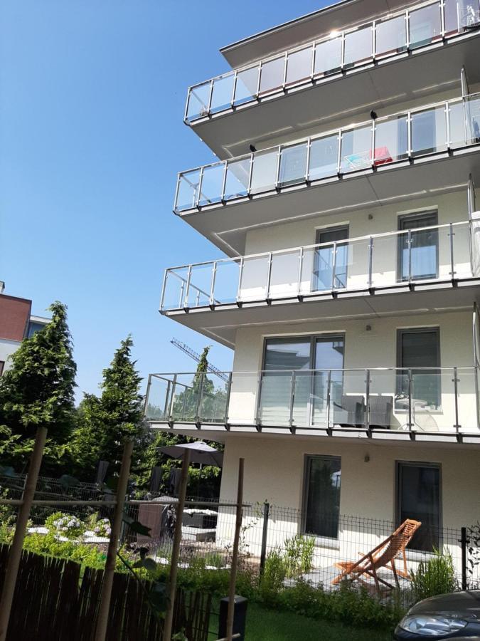 Impresja 42 Apartament Z Garazem Kolobřeh Exteriér fotografie