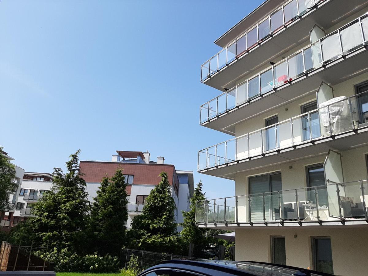 Impresja 42 Apartament Z Garazem Kolobřeh Exteriér fotografie