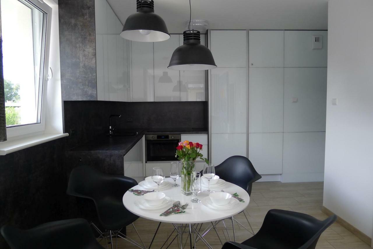 Impresja 42 Apartament Z Garazem Kolobřeh Exteriér fotografie