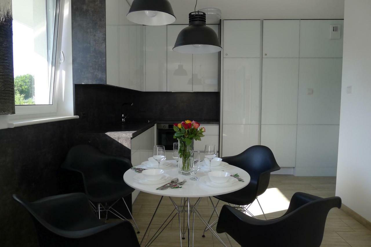Impresja 42 Apartament Z Garazem Kolobřeh Exteriér fotografie
