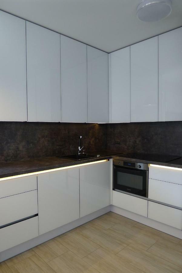 Impresja 42 Apartament Z Garazem Kolobřeh Exteriér fotografie