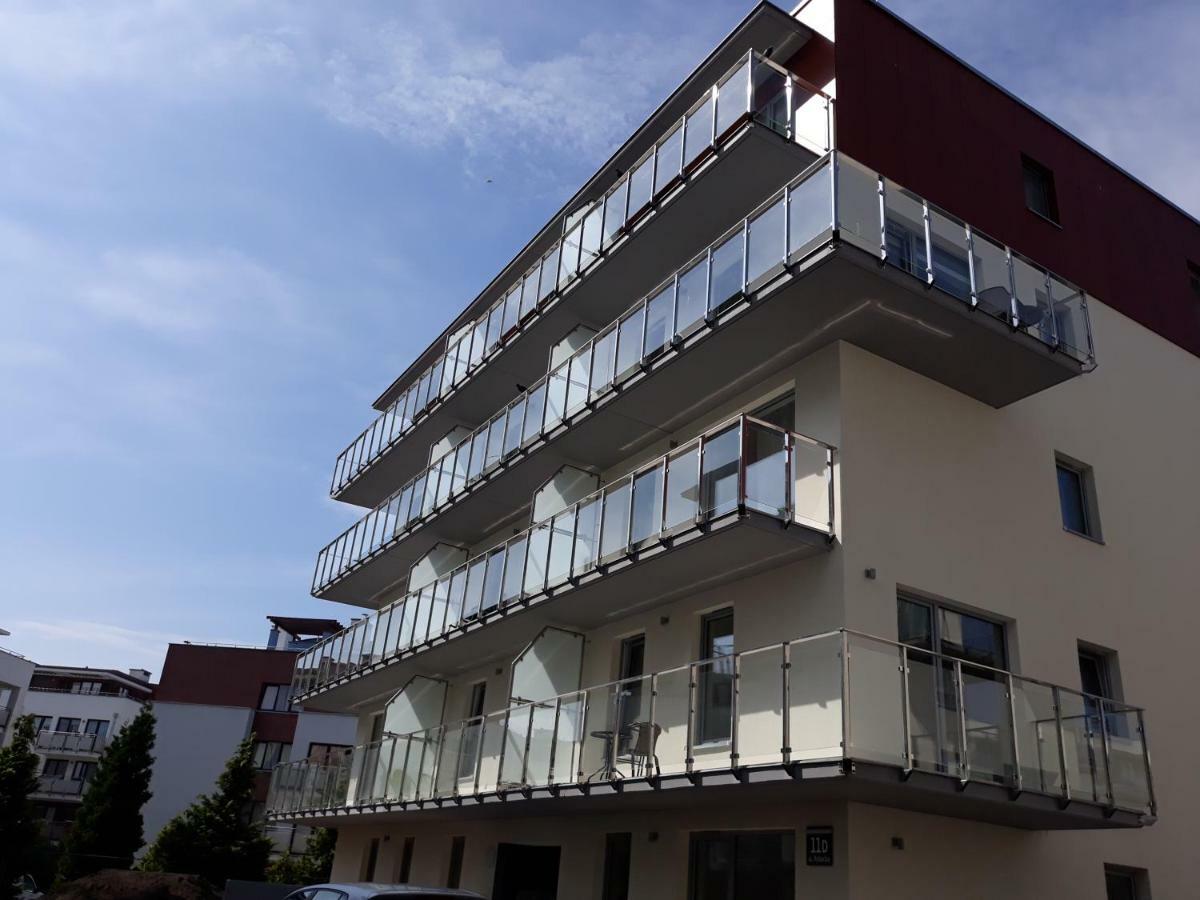 Impresja 42 Apartament Z Garazem Kolobřeh Exteriér fotografie