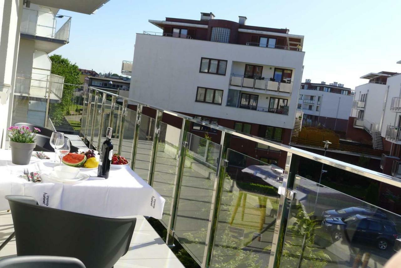 Impresja 42 Apartament Z Garazem Kolobřeh Exteriér fotografie
